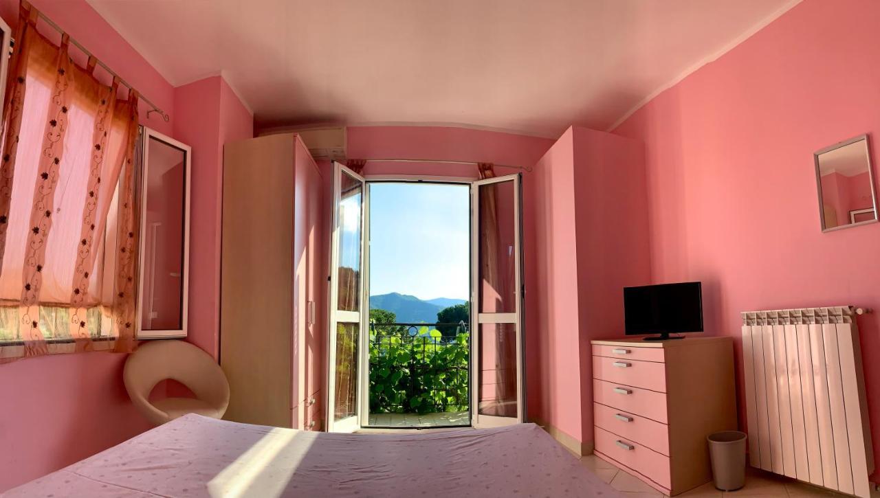 Bed and Breakfast Ligo Вілланова-д'Альбенґа Екстер'єр фото